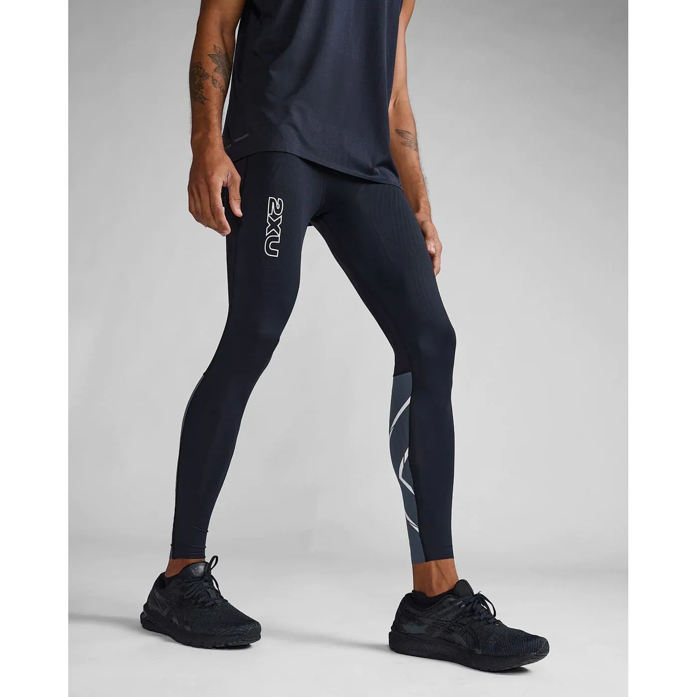 2XU Light Speed React Compression Tights 調溫壓力褲