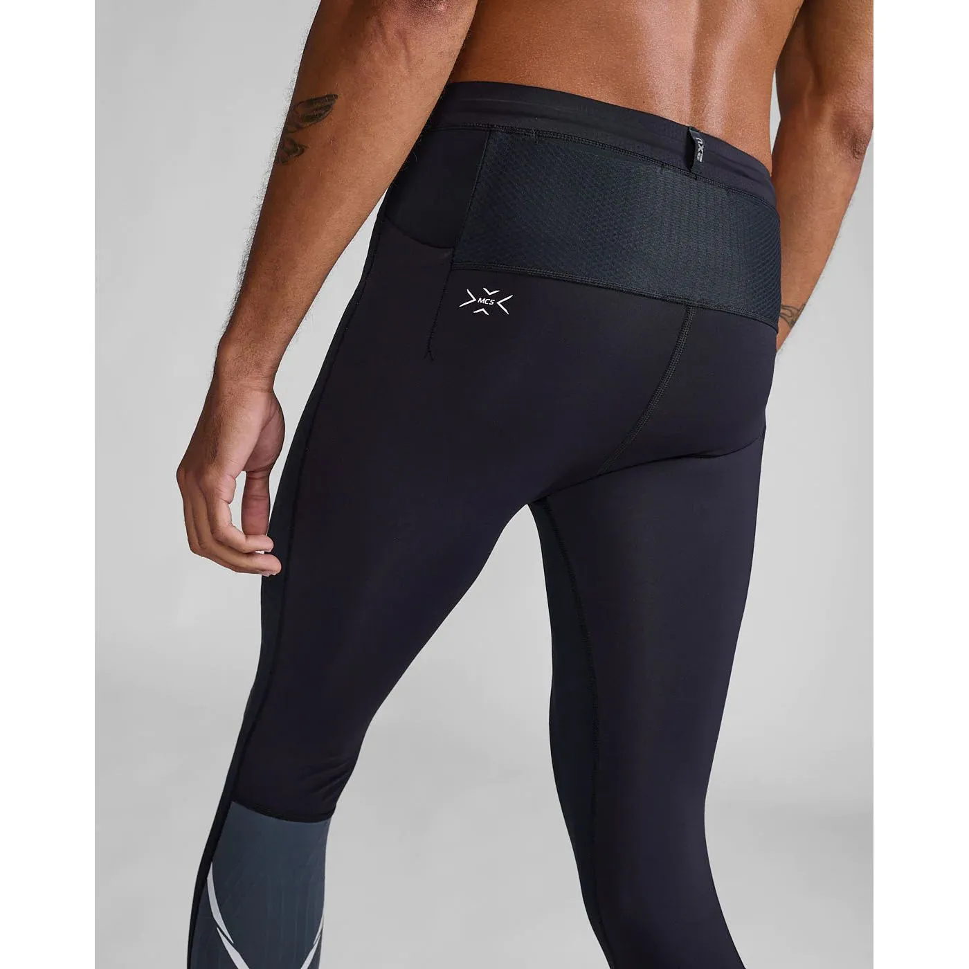 2XU Light Speed React Compression Tights 調溫壓力褲