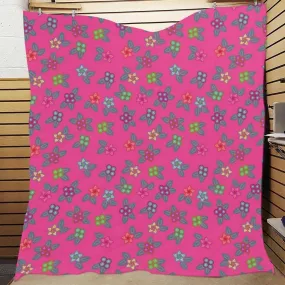 Berry Flowers Quilted Comforter 70"x80"