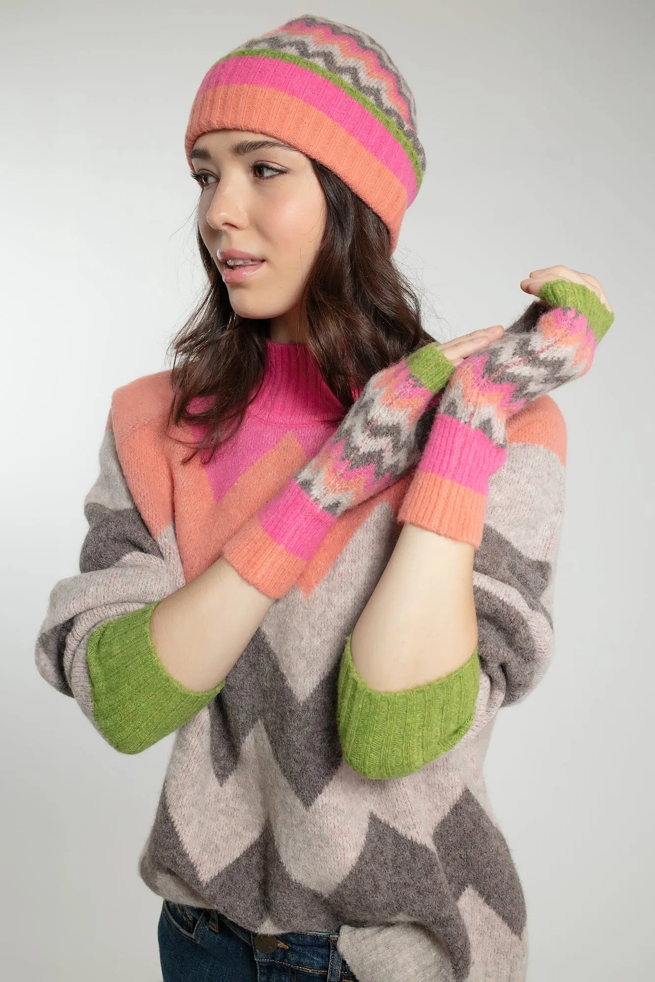 DORA CHEVRON WRIST-WARMER INPINK MIX