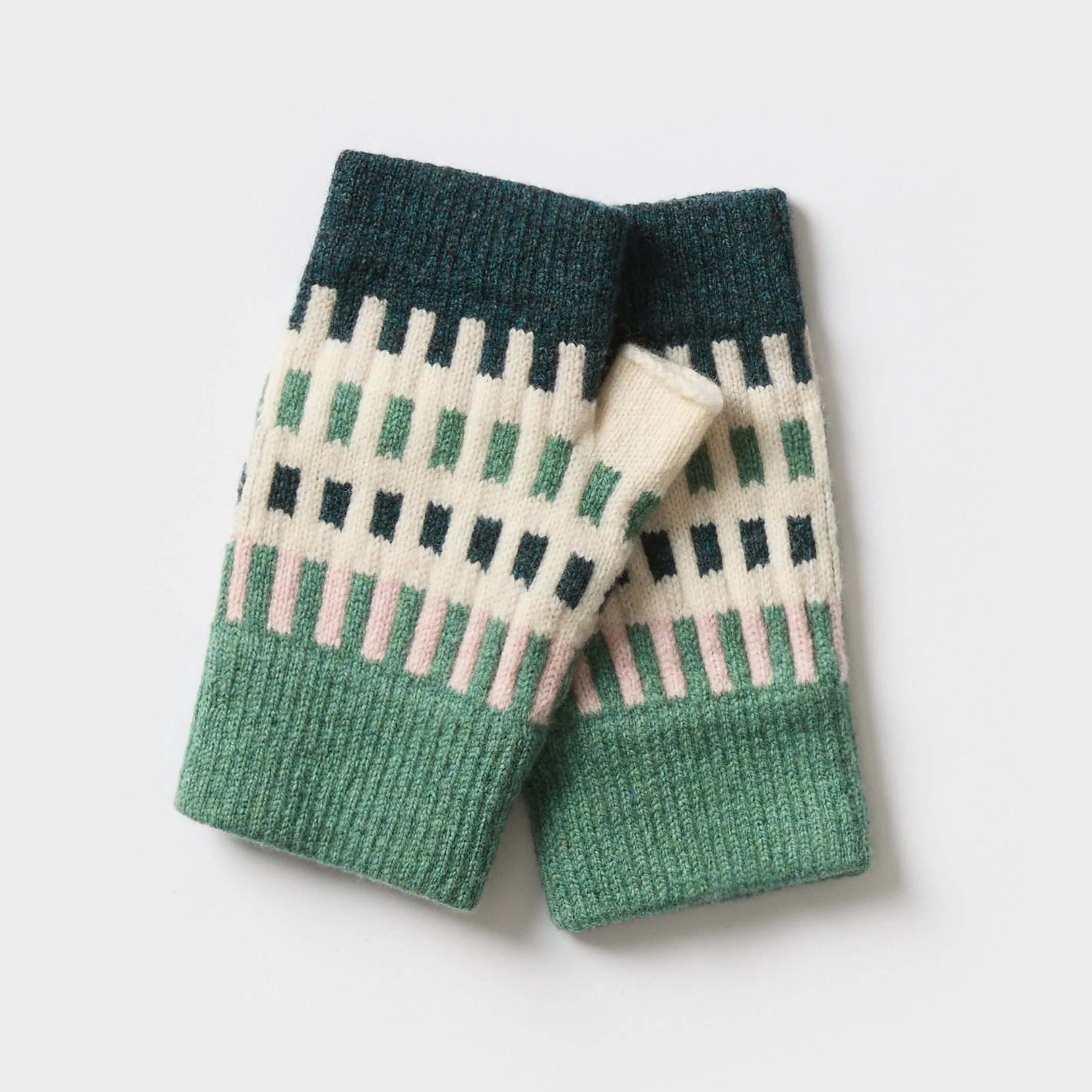 Harbour Fingerless Mittens - Willow and Sea Shell