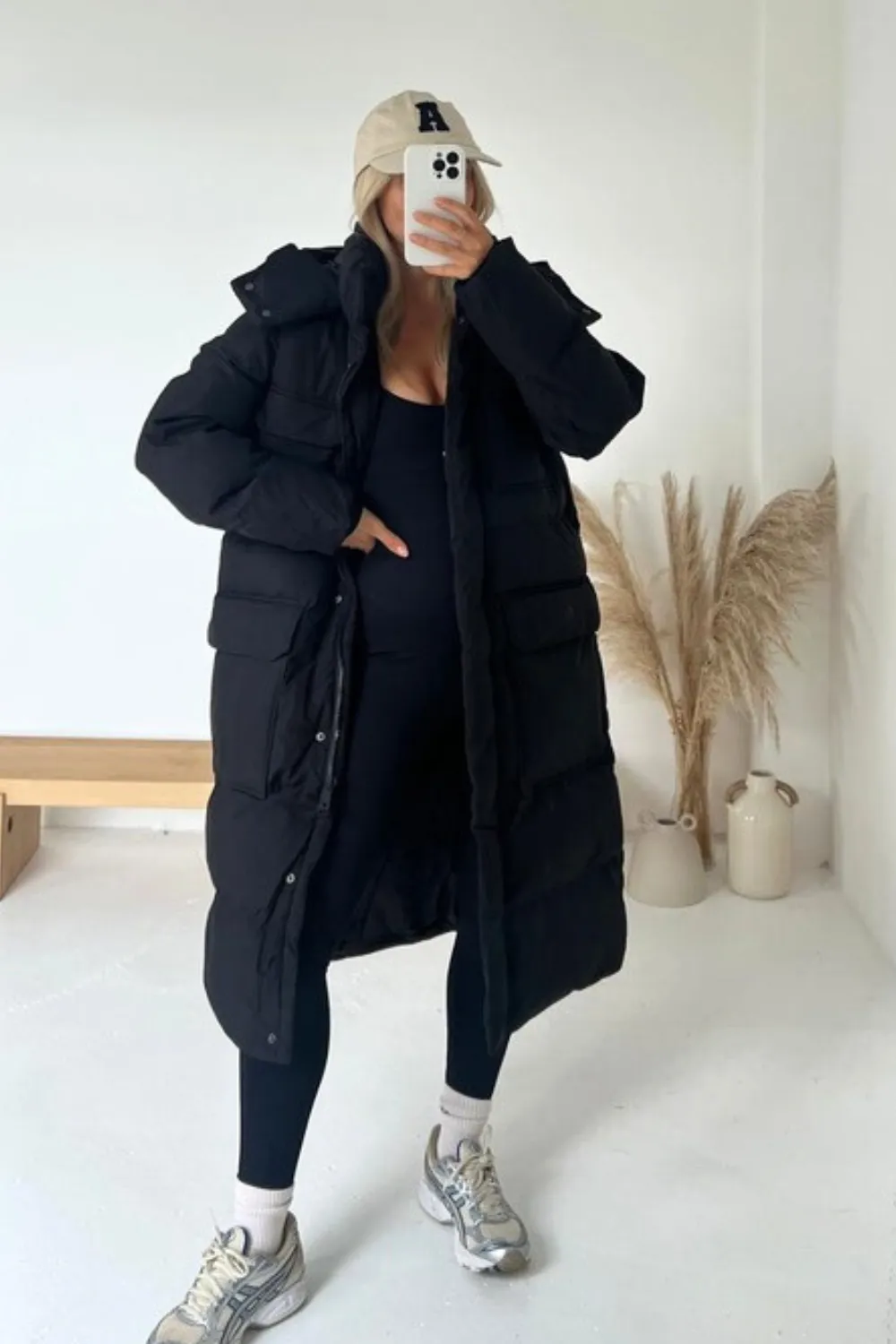 Katie black long puffer coat with pockets