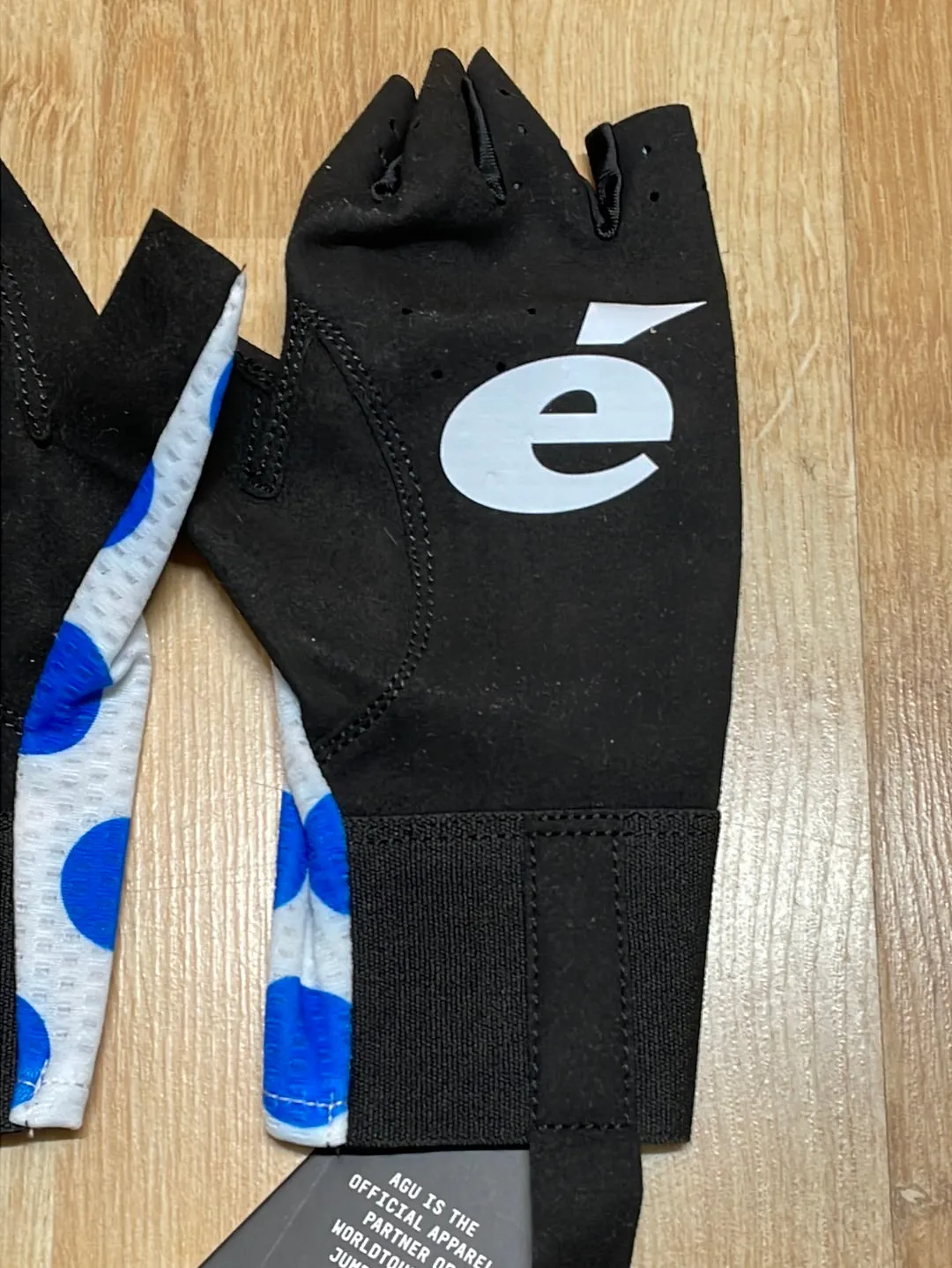 Team Jumbo Visma AGU Aero Gloves Polka Blue