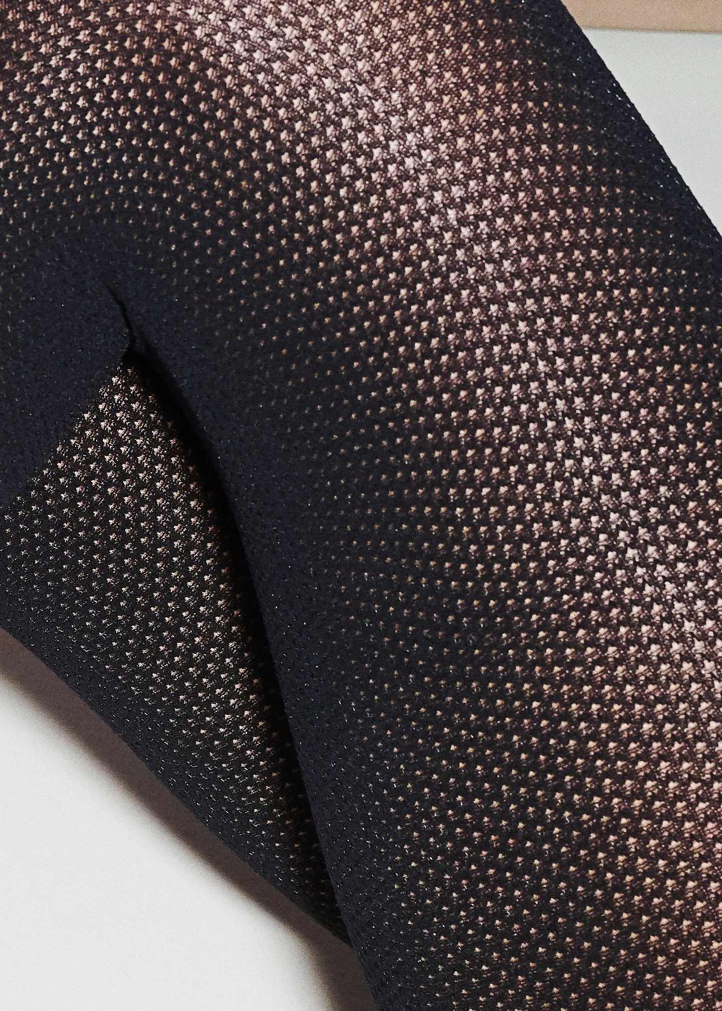 TINE PERFORATED - Black