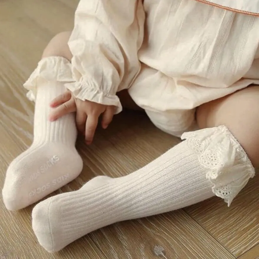 Vintage Ruffle Baby Socks